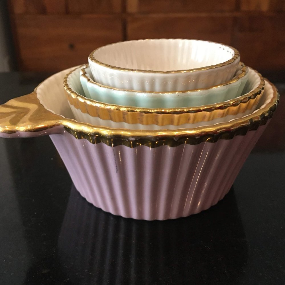 Anthropologie measuring cups